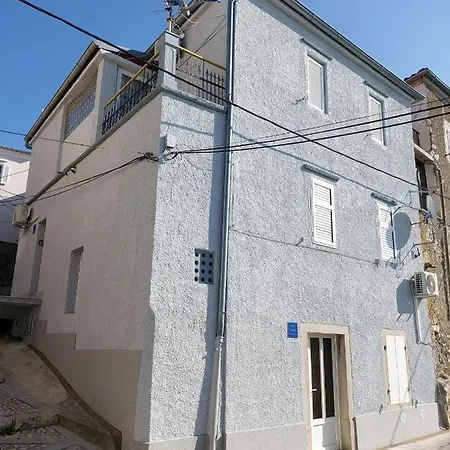 Apartmant Bionda Novi Vinodolski, Cozy And For 4 People In The Center 노비비노돌스키
