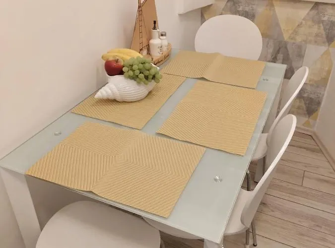 Apartmant Bionda Novi Vinodolski, Cozy And For 4 People In The Center * Novi Vinodolski