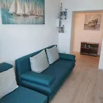 Apartmant Bionda Novi Vinodolski, Cozy And For 4 People In The Center *