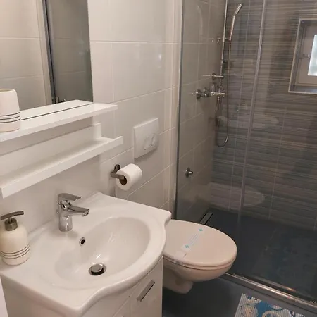 Apartament Apartmant Bionda Novi Vinodolski, Cozy And For 4 People In The Center Novi Vinodolski