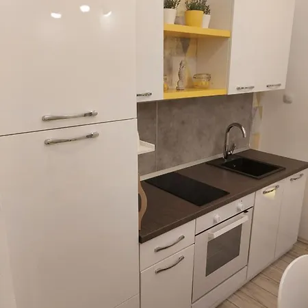 Apartment Apartmant Bionda Novi Vinodolski, Cozy And Nice For 4 People In The City Center *