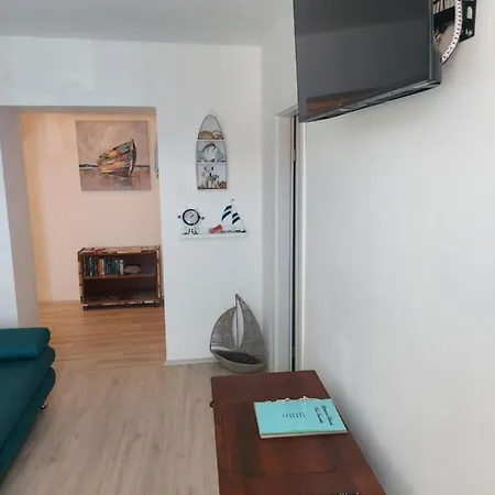 Apartment Apartmant Bionda Novi Vinodolski, Cozy And For 4 People In The Center
