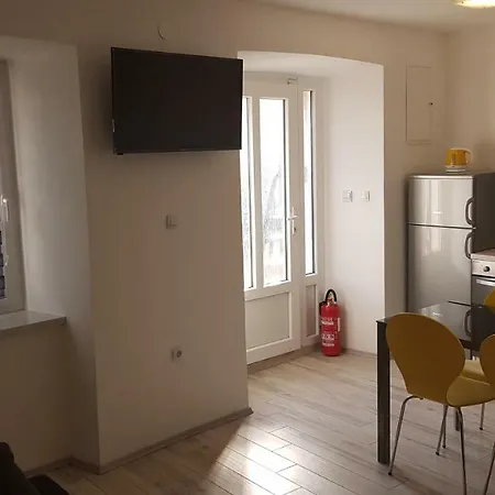 Apartmant Bionda Novi Vinodolski, Cozy And Nice For 4 People In The City Center