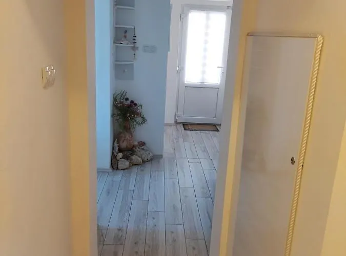 Apartment Apartmant Bionda Novi Vinodolski, Cozy And For 4 People In The Center *